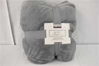 QUEEN SIZE BLANKET - GREY