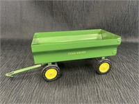 Ertl JD flare box wagon, 1/16 scale