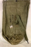LARGE MILITARY DUFFLE BAG AS IS