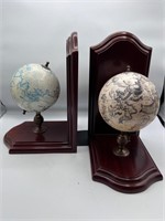 Vintage bookends globes