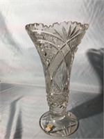 HAND CUT LEAD CRYSTAL VASE 11 INCHES TALL