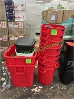 Assorted Rubbermaid Trashcans and Recepticles