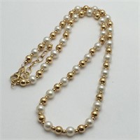 14k Gold And Pearl Necklace