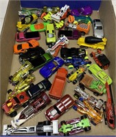 35-Hot Wheels cars