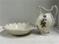 Beautiful Antique Porcelain vase/bowl