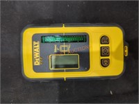 DeWalt 100m laser line detector