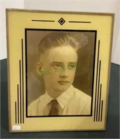 Wonderful 1920s art deco picture frame with an