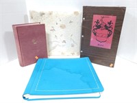 Lot of photo albums and genealogy book