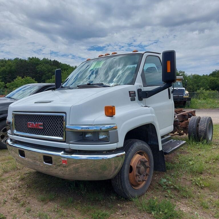 2009 GMC 5500 CHASSIS