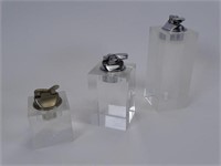 GRADUATED ACRYLIC TABLE LIGHTERS