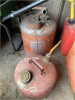 2 metal gas cans