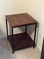 2 Matching Side Table