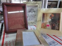 ASSORTED TABLE PHOTO FRAMES AND PHOTO BOOKS