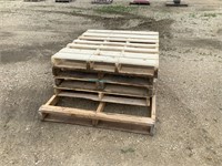 5 Wood Pallets - Bid is for all 5