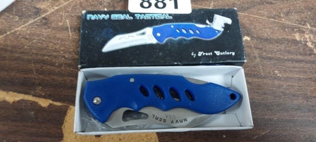 NAVY SEAL TACTICAL KNIFE WITH BOX