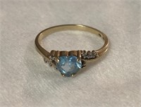10K Gold Ring with Heart Shaped Aquamarine and