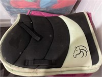 (Private) JUMPING SADDLE PAD