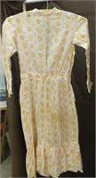 Girl's size 10 dress, white with yellow design