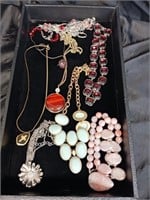 FASHIONABLE & FLASHY GLAM JEWELRY LOT