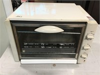 Toaster Oven - Needs Cleaned