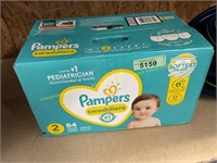 Pampers swaddlers diapers 84 dipers