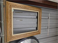 GILTED PICTURE FRAME