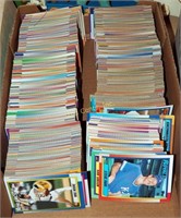 Approx 1000 M L B Assorted 90's Player Cards Lot