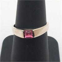 Sterling Silver Pink Stone Ring
