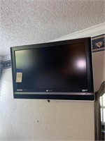 Sony TV 38" w/Wall Bracket-No Remote