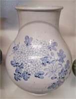 Antique Chinese Large Vase With Firing Flaw Line
