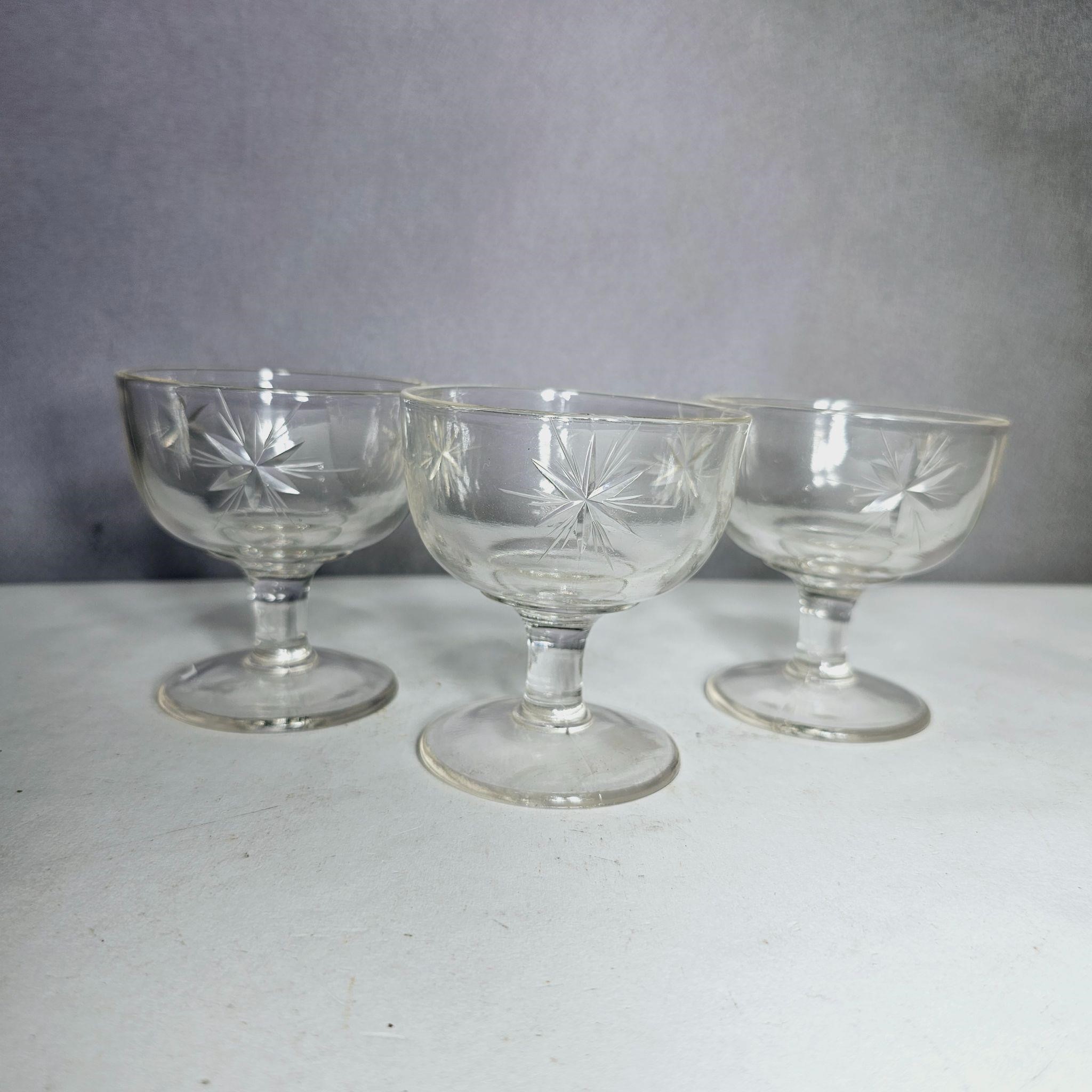 High-End Glass Online Auction