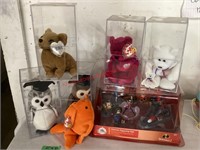 Beanie Babies & Incredibles 2 Figurines