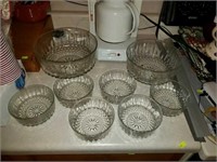 Estate lot of 8 glass bowls with star pattern