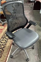 KNOLL GENERATION EXEC/CON CHAIR