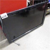 TOSHIBA 32" TV - NO REMOTE - WALL MT