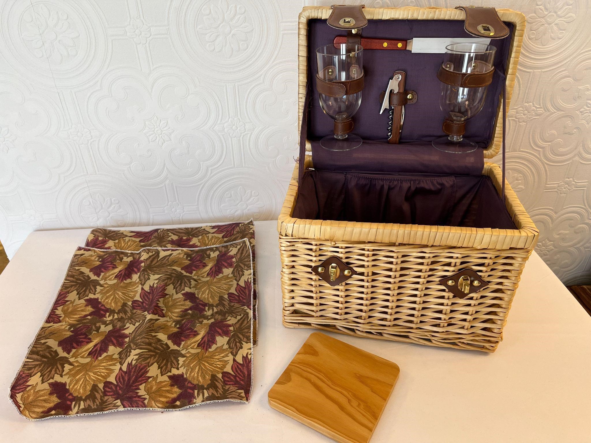 New Picnic Basket W/Accessories