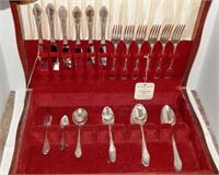 38 Pc Rogers Oneida enchantment silverware in