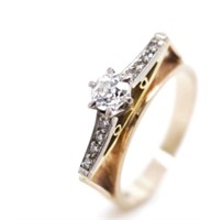 Art Deco diamond & yellow gold ring