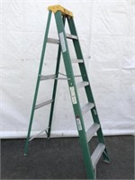 7 ft Fiberglass Step Ladder