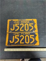 Set of 1941 PA plates