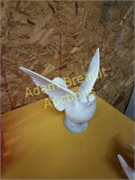 Lladro made in Spain dove figurine