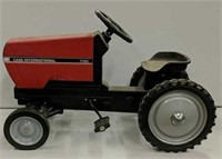 Case IH 7130 Pedal Tractor