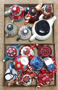 Ceramic Unmarked Christmas Teapots, Largest 9" x