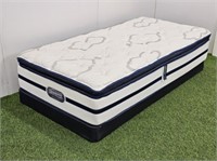 BEAUTYREST MATTRESS & BOX SPRING - MEMORY FOAM