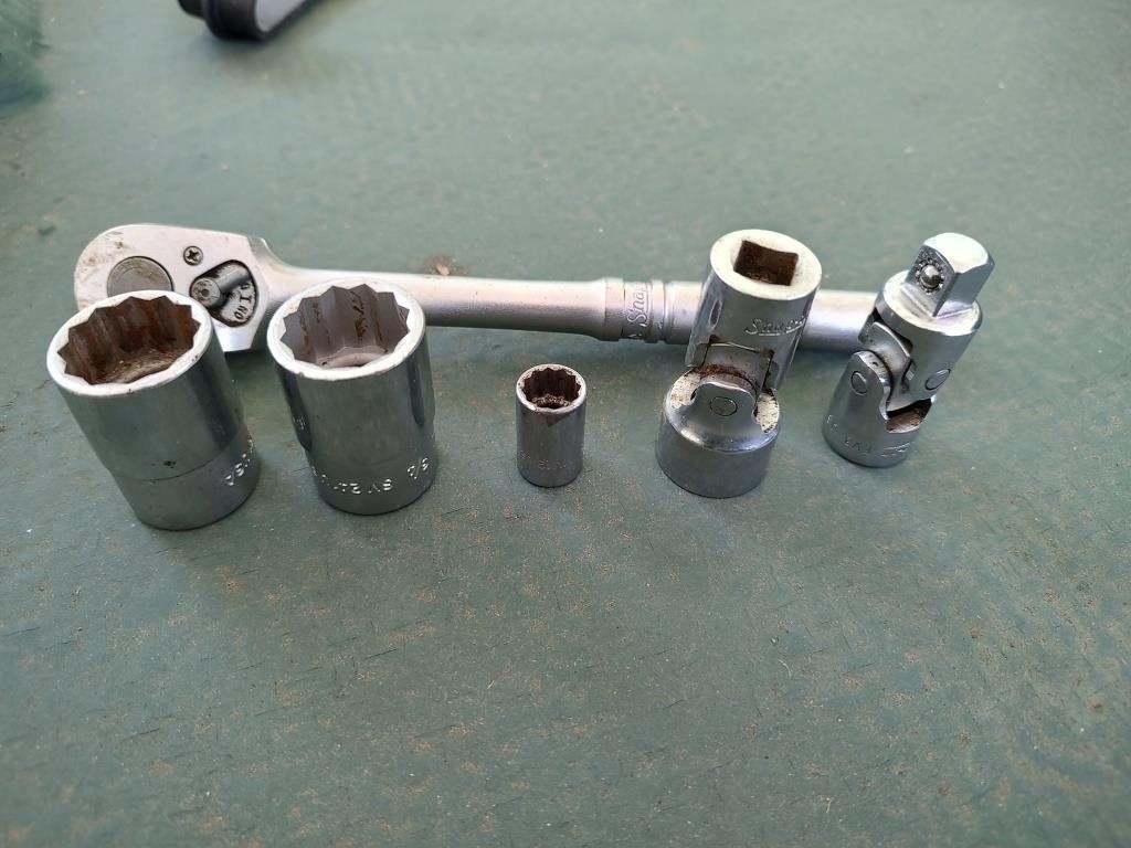 Snap On Ratchet and Sockets