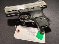 Ruger SR40C pistol 40 cal