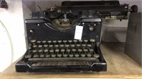Antique Royal Manual Typewriter