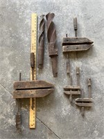 Vintage wooden hand vices, and 2 huge drill bits