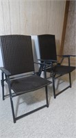 2 Folding Patio Chairs