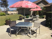 Nice Garden Table, Chairs, & Umbrella Set (3Chairs